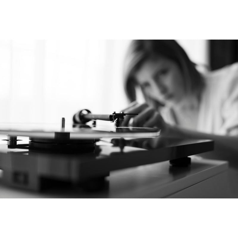 Pro-Ject 2-Speed Turntable T1 Black IMAGE 3