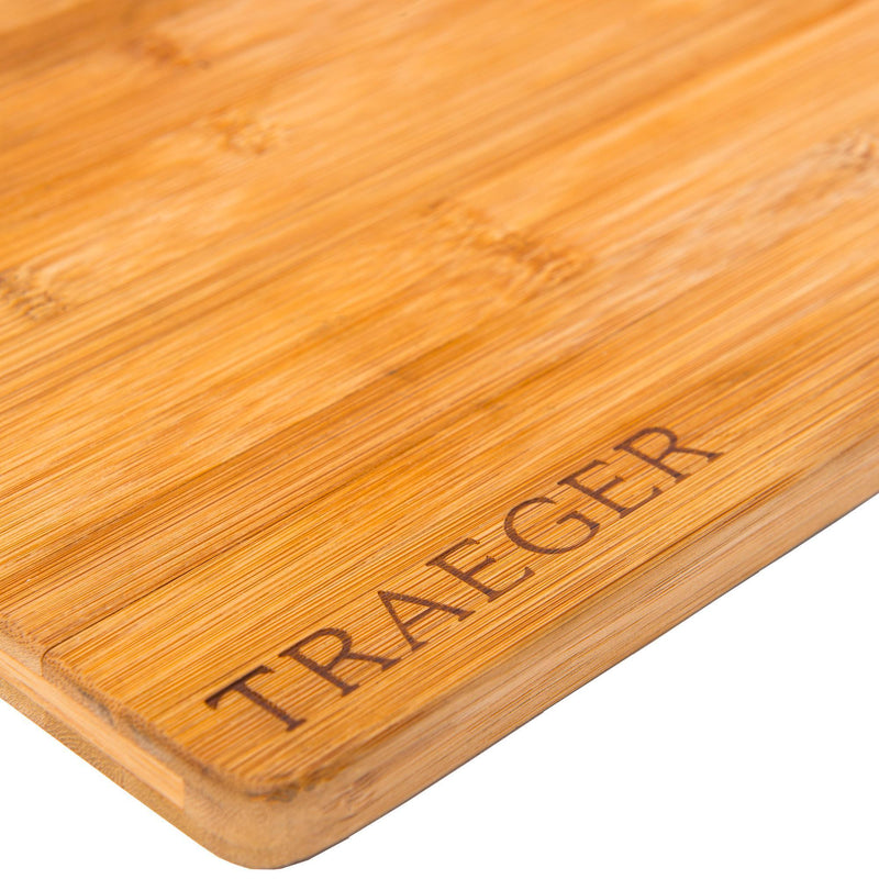 Traeger Magnetic Bamboo Cutting Board BAC406 IMAGE 2